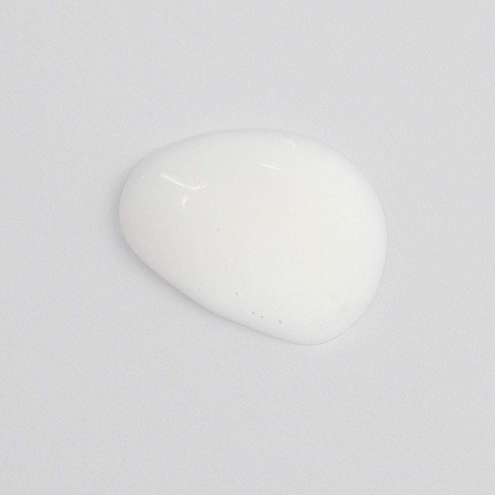 Verso Super Exo Soothe Serum swatch